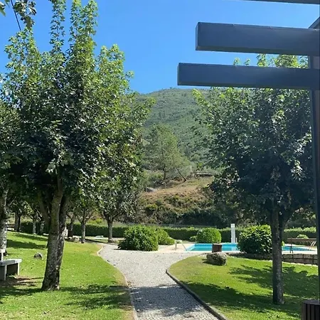 Feriehus Casas Do Gato Valezim